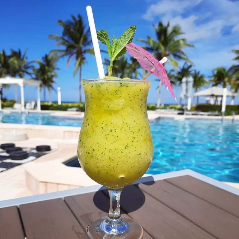 358454362 652718220213769 6774408696906611886 n 768x768