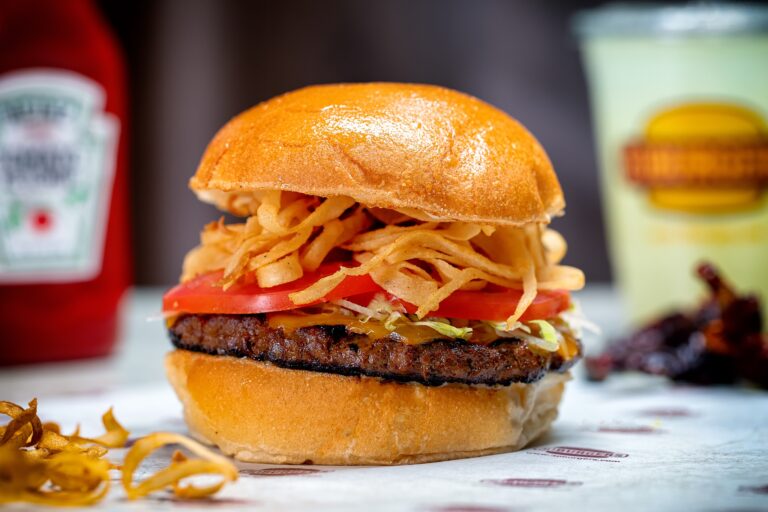 399987615 1005266444237345 5677456588459368281 n 768x512