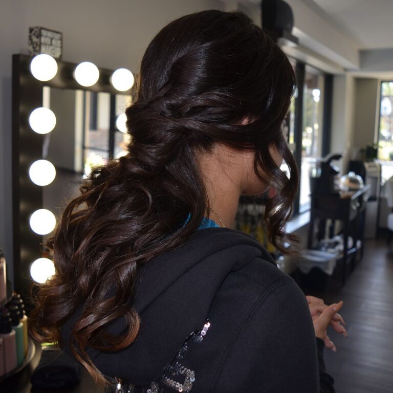 Oasis Beauty Salon 768x768