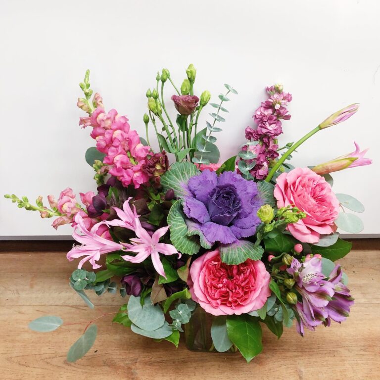 thuja floral 768x768